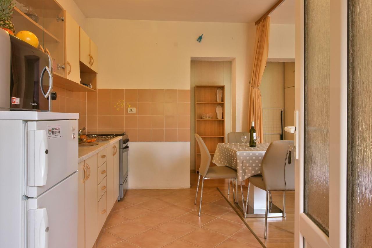 Apartment Borik Πούλα Εξωτερικό φωτογραφία