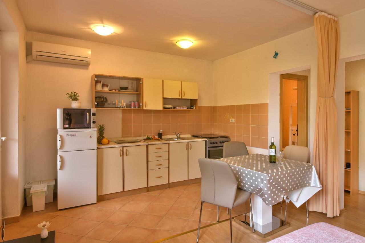 Apartment Borik Πούλα Εξωτερικό φωτογραφία